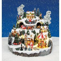  Karácsonyi város - fényekkel, zenével és mozgó elemekkel - 33x33x32 cm