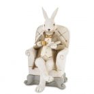 Kávézó nyuszfiú figura fotelben - 18x9,5x9,5 cm - Raktáron