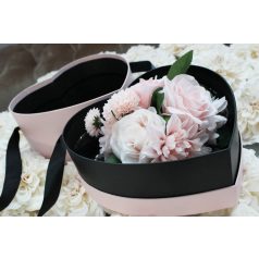 Rózsaszín szív alakú díszdoboz - 22 cm