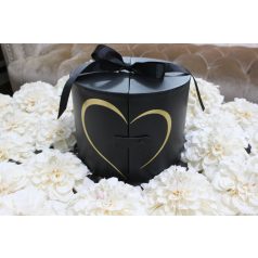 Fekete kerek díszdoboz szívecskével - 22 cm