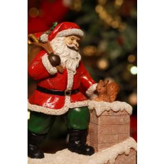   Klasszikus karácsonyi Mikulás figura a kéménynél - 19 cm
