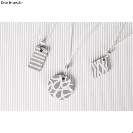 Öntőforma ékszerbetonhoz: medál rombusz - 2,9x3,9 cm