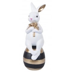 Húsvéti nyuszi figura tojáson -  20,5 cm - Raktáron