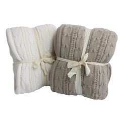 Halványbarna kötött szigetelt takaró - 170x130 cm