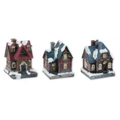 LEDes világító házikó - 3 féle - 12 cm