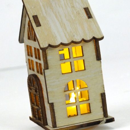 Házikó fából led-es  vintagefehér - 5,5x4x8cm