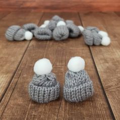 Mini kötött sapka szürke - 5 cm - 12db/csomag