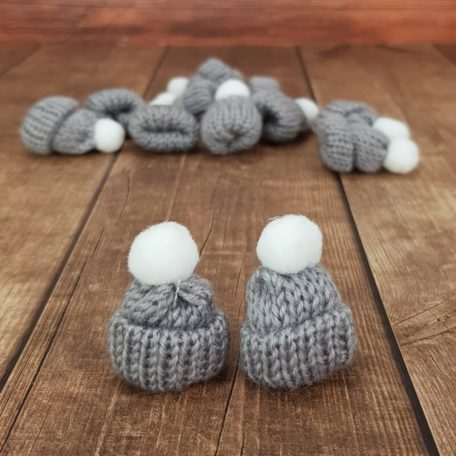 Mini kötött sapka szürke - 5 cm - 12db/csomag