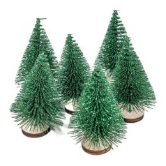 Mini fenyő fa talpon - Sötétzöld - 7 cm - 6 db/csomag